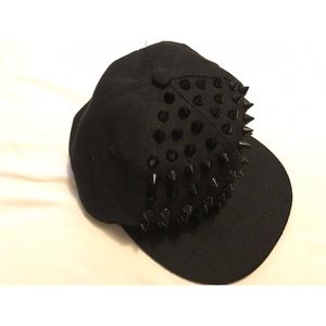 Black flat bill hat